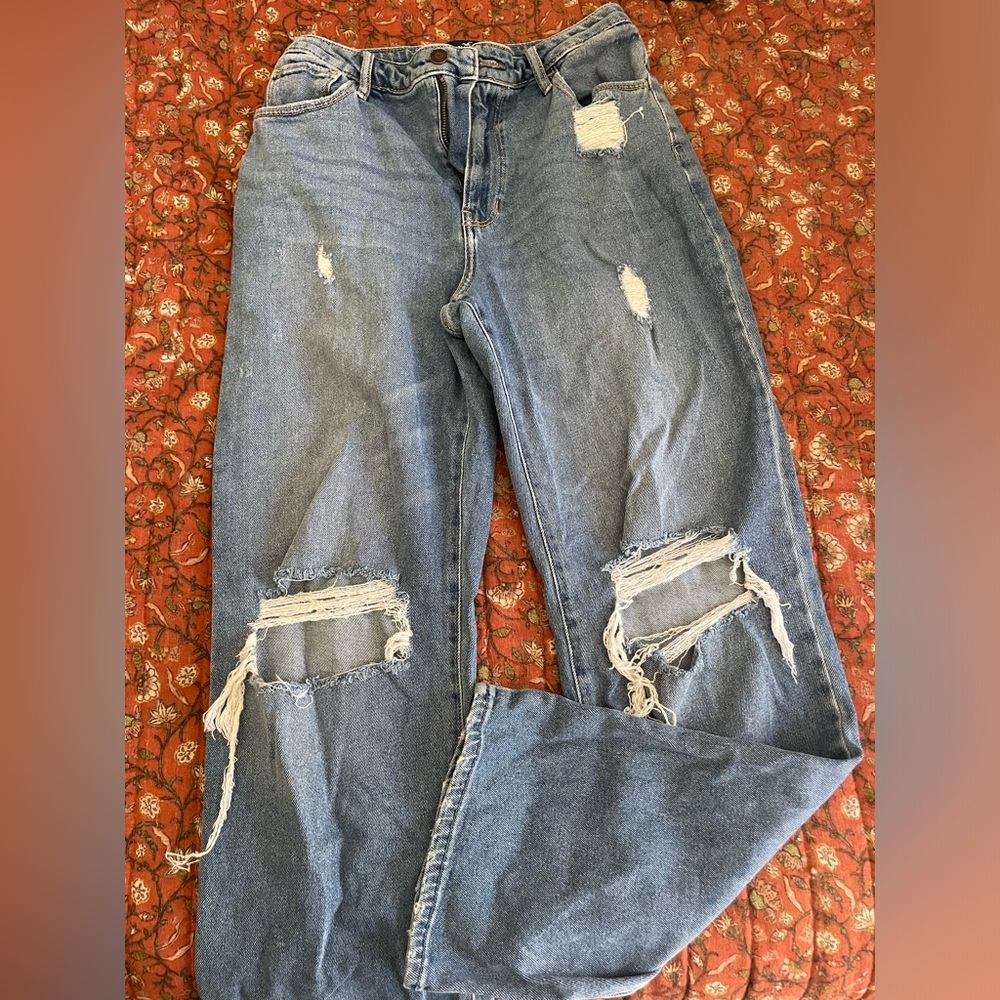 Hollister distressed denim 7R